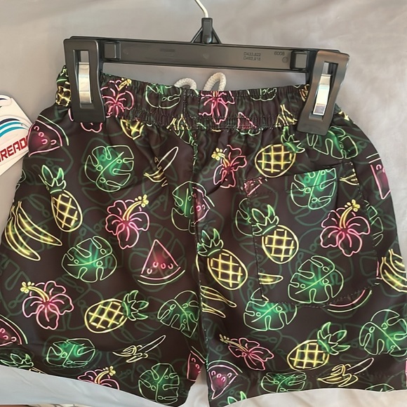 NWT Ocean Threads Sz 3T Swim shorts - Picture 4 of 5